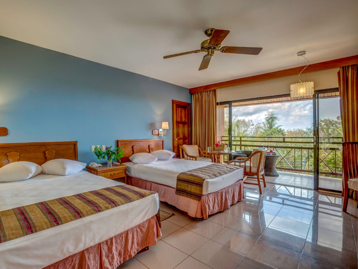 LGC-Twin-Room-e1481724404339