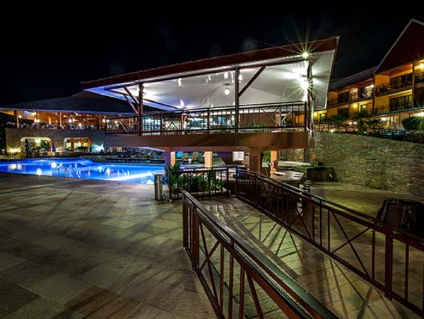 Le Grand Courlan at Night